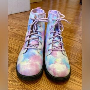 Girls Size 6 Sketchers Pastel Tie-Dye Boots with Zipper and Tied Front